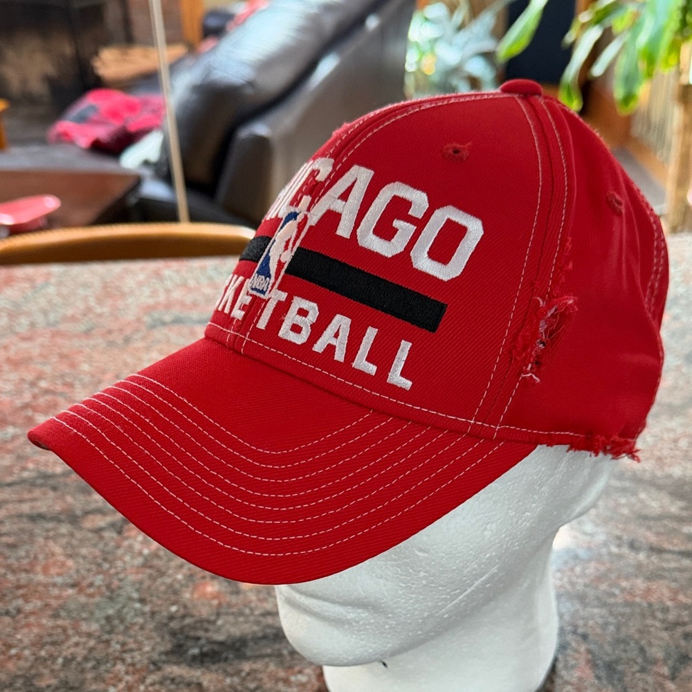 Chicago Bulls NBA structured adjustable adidas Cap